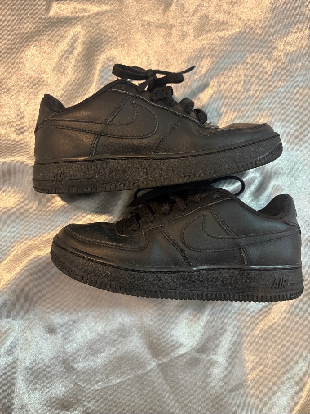 Nike Kids Black Low-Top Sneakers
